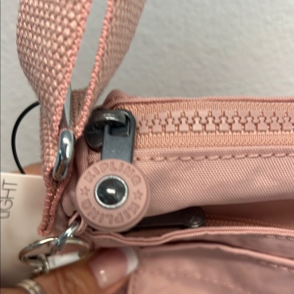 Kipling Pink Crossbody Bag The Iconic Bag Charm “Bella The Gorilla” 🦍 - Picture 11 of 15